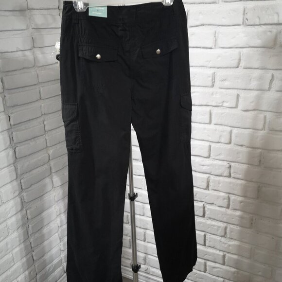 NWT Reitmans Ladies Size 5 Washable Stretch Wide Leg Preferred Fit Cargo Pants - Picture 2 of 16